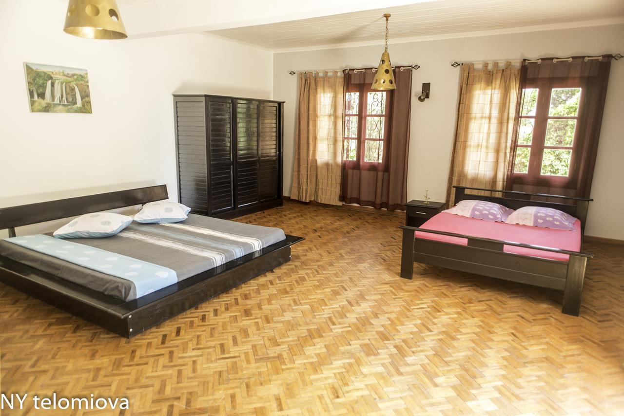 Ny Telomiova Hotel Антананариву Екстериор снимка