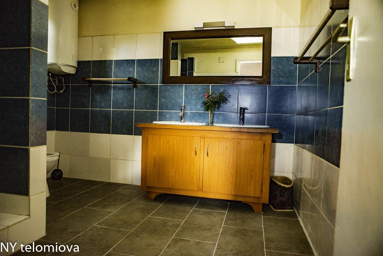 Ny Telomiova Hotel Антананариву Екстериор снимка