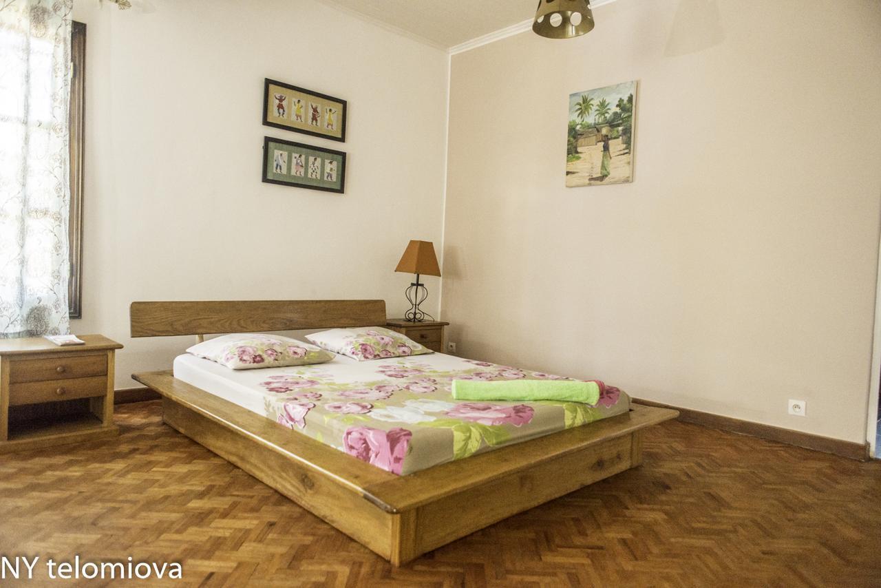 Ny Telomiova Hotel Антананариву Екстериор снимка