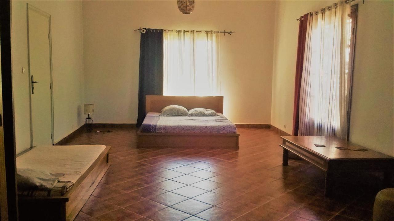 Ny Telomiova Hotel Антананариву Екстериор снимка